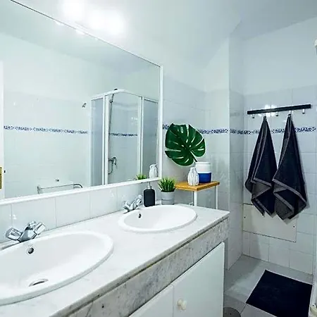 Apartahotel Location In A Great Complex With 300mbps Internet